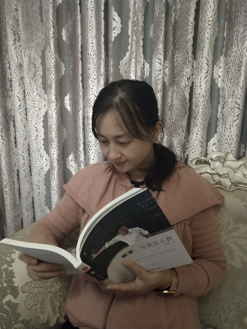 朱晓玲.jpg