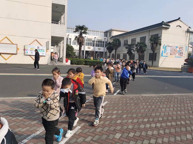 QQ图片20211210223620.jpg