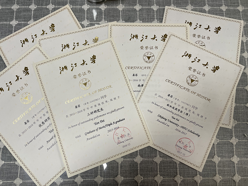 图4. 攻读学位期间的部分荣誉证书.jpg