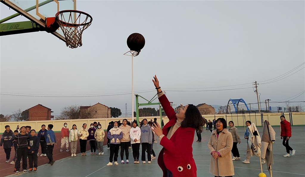 投篮1.jpg