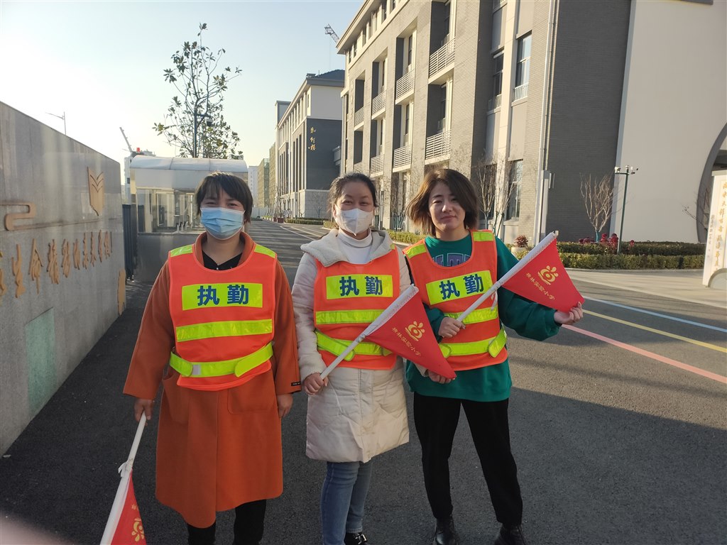 家长护航7.jpg