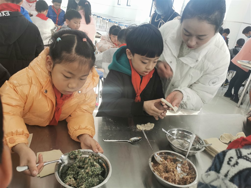 包馄饨2.jpg