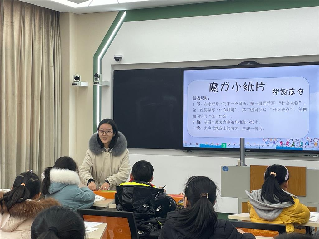 储薇薇.png