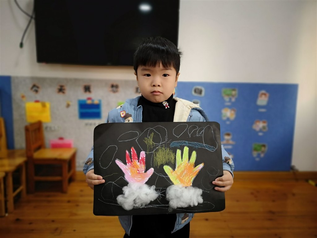 9A3675B905B5F527E22D76013BACB51F - 副本.jpg