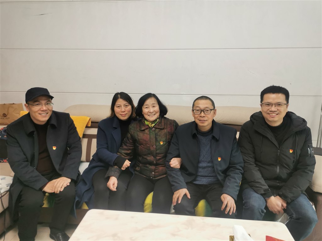 微信图片_20220120104415.jpg