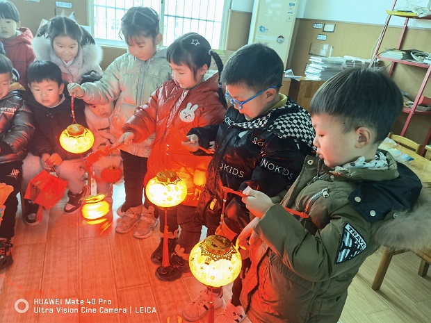 赏花灯1.jpg