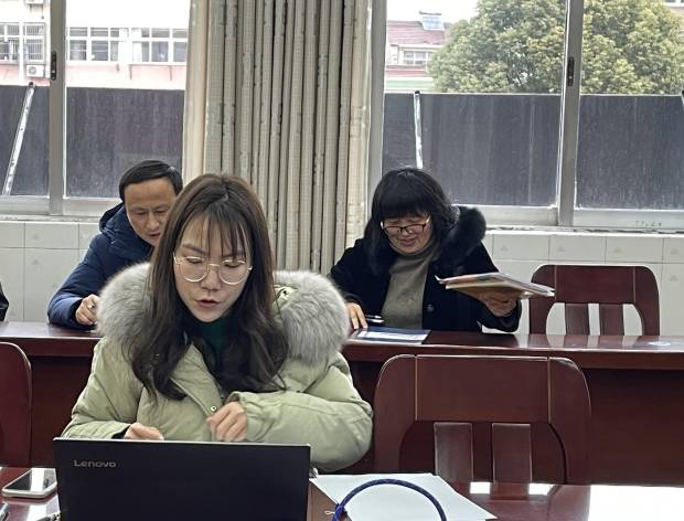 徐霞(1).jpg