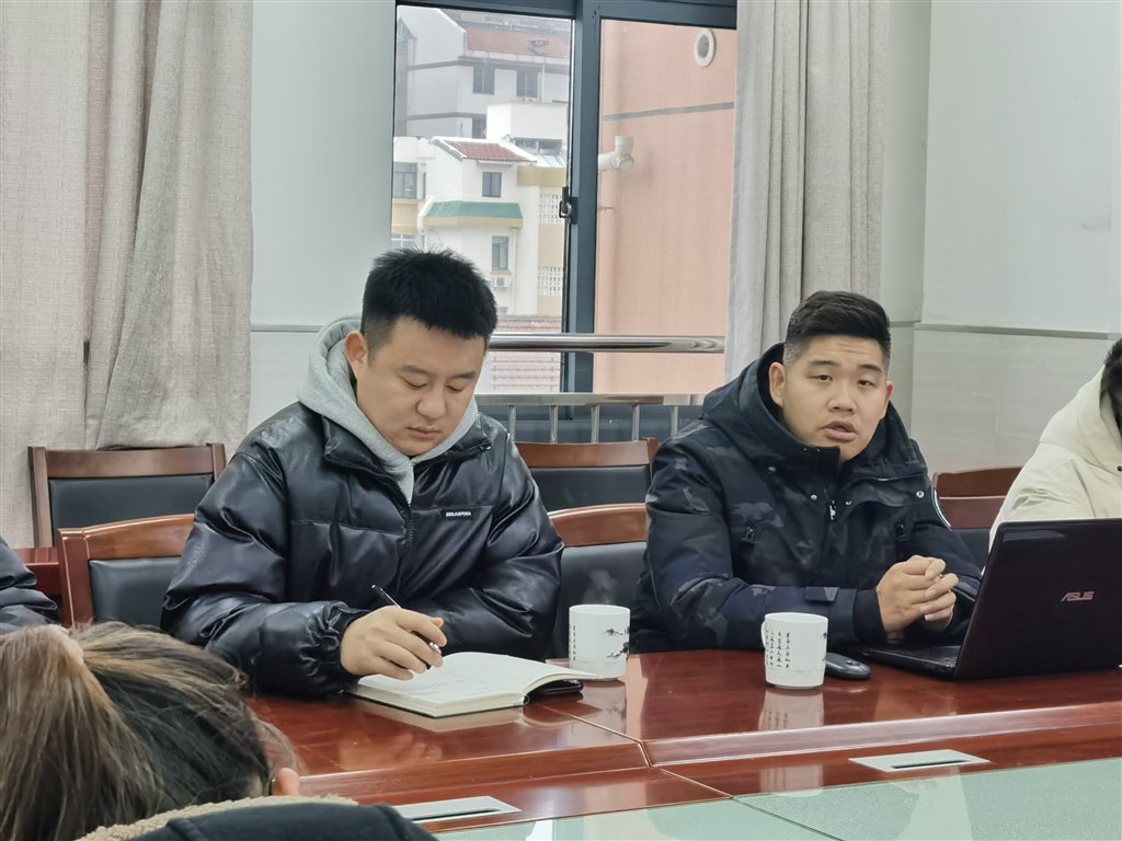 陈敏.jpg
