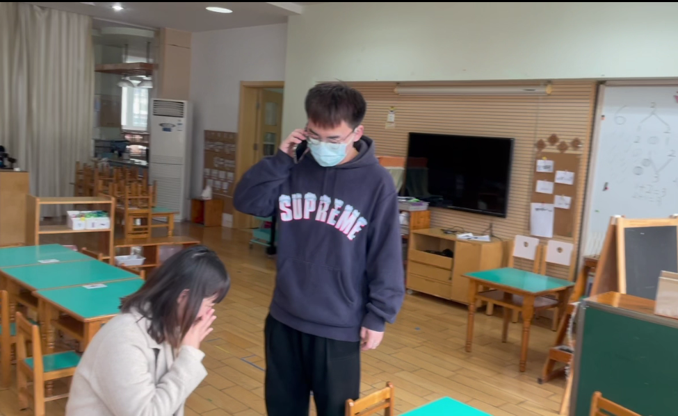 2.老师测量体温发现无异常.png