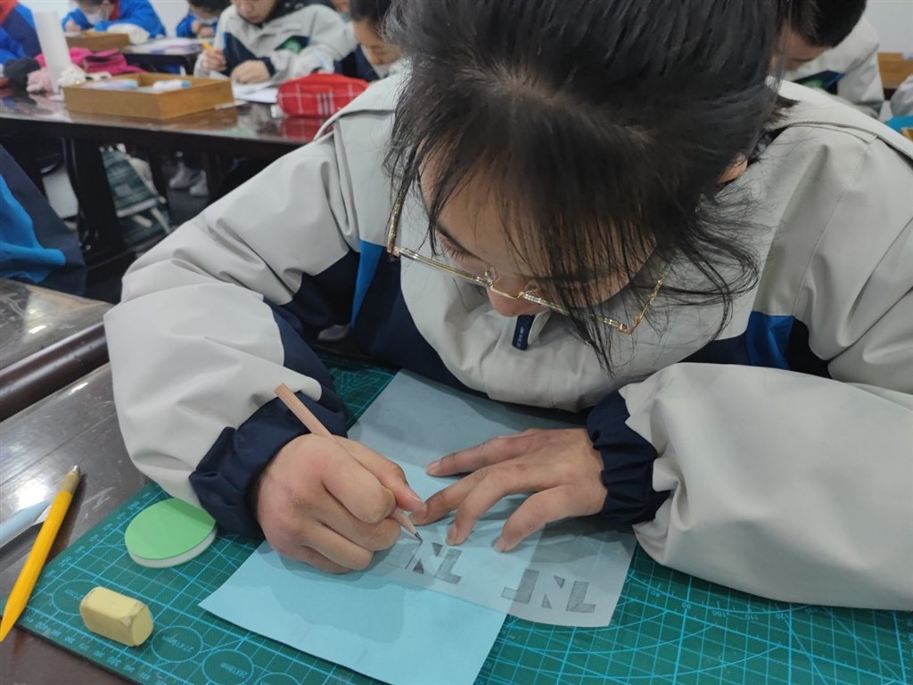 张惋馨2.jpg