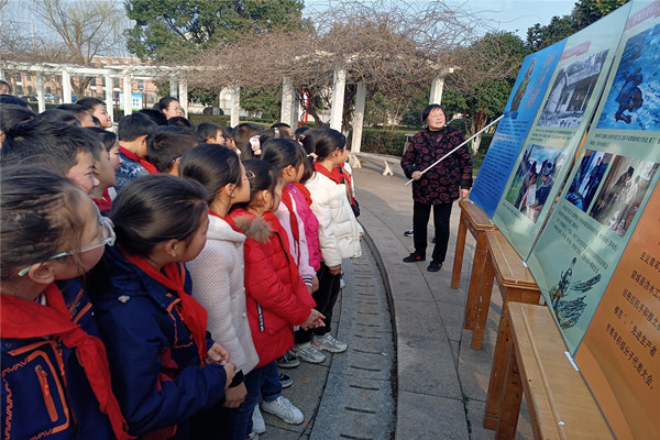 展览.jpg