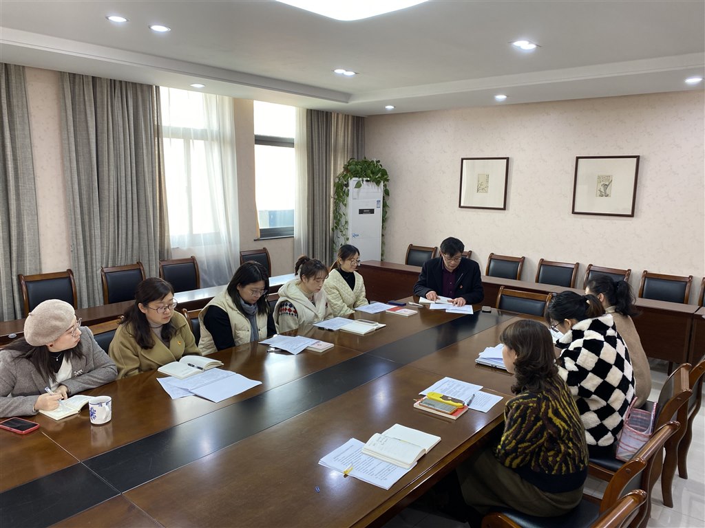 六年级分组会议2.jpg