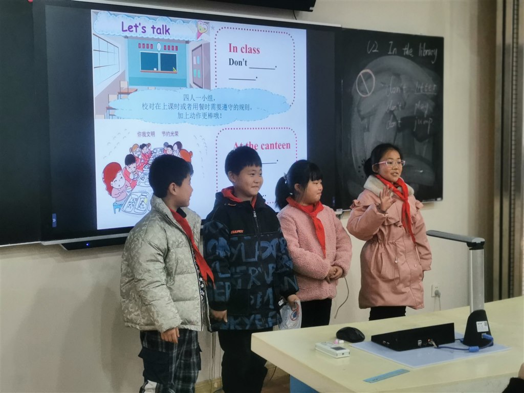 学生1.jpg