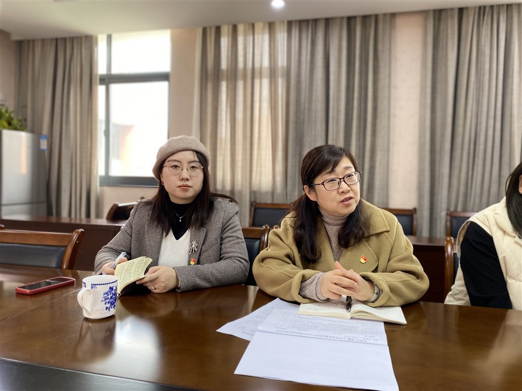 六年级分组会议1.jpg