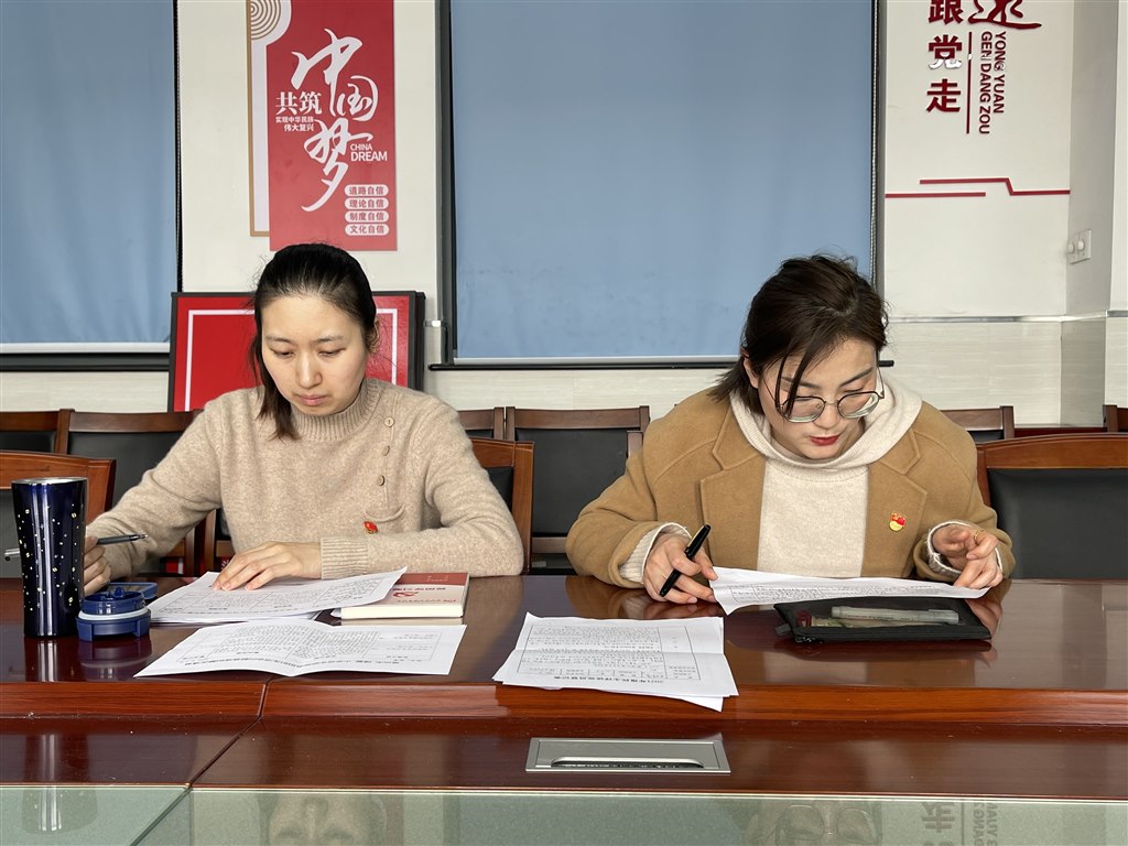 三年级分组会议2.jpg