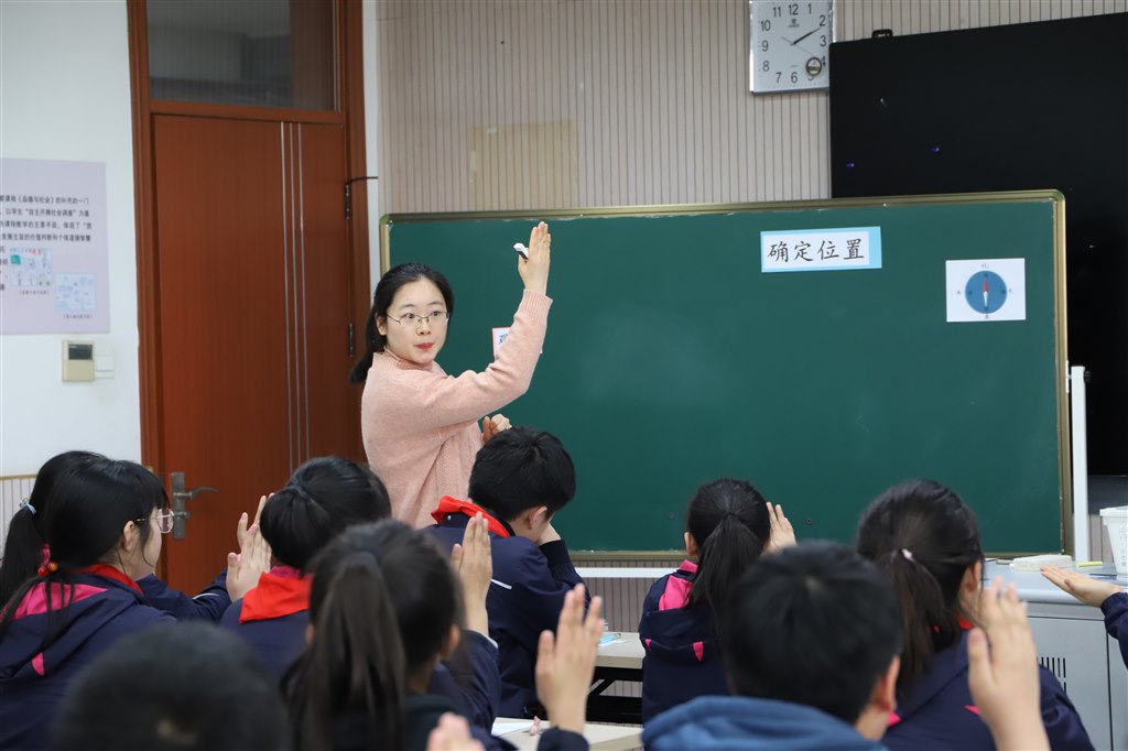 赵1.jpg
