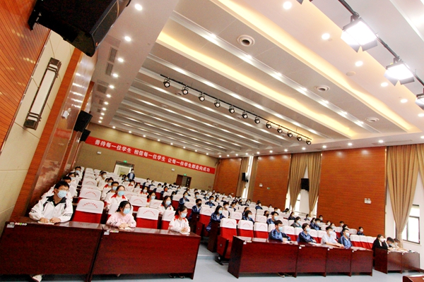 听习大大讲话_副本.jpg