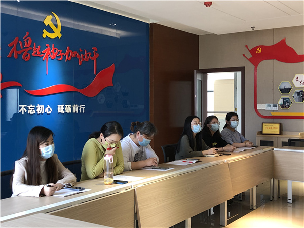 学习新课标3.jpg