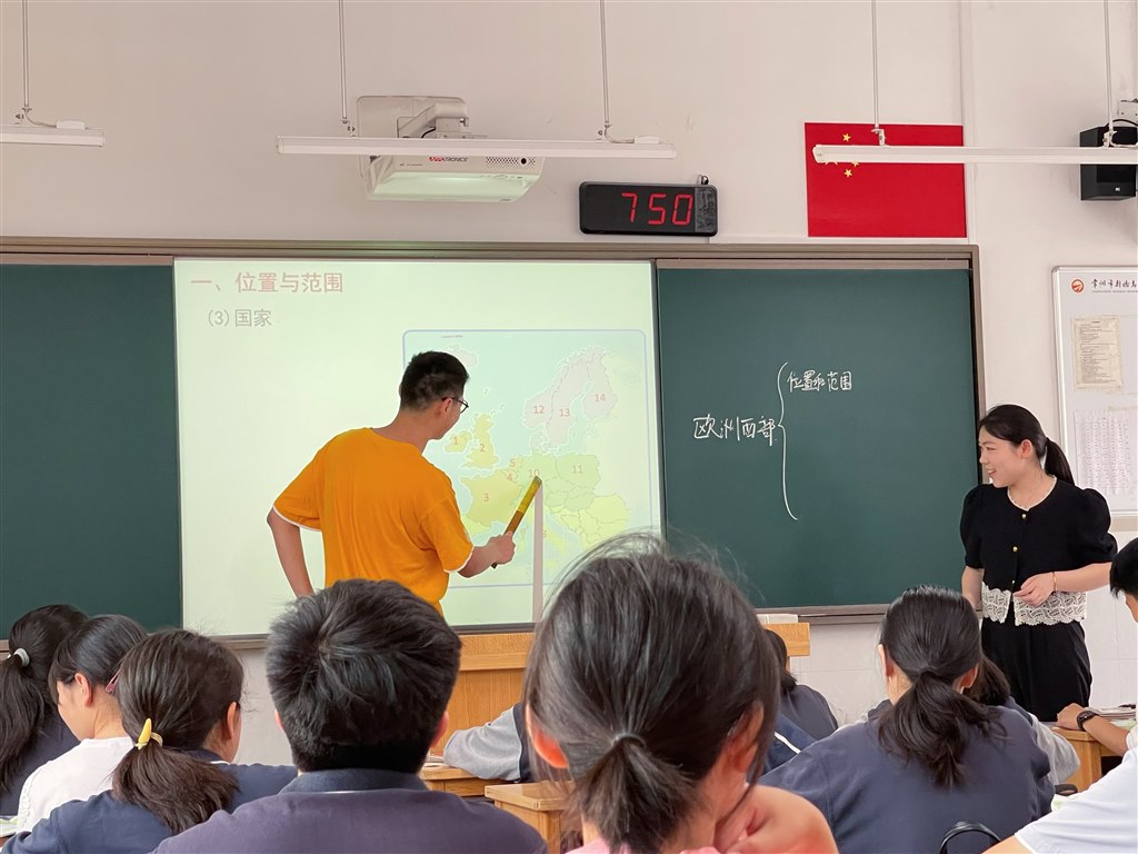 黄孟杰.JPG