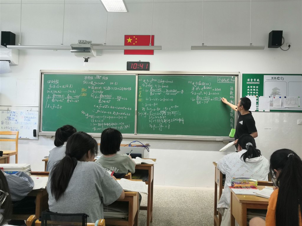 (H}8L1D%9H%RXSF7$1M6S4L兆义.jpg