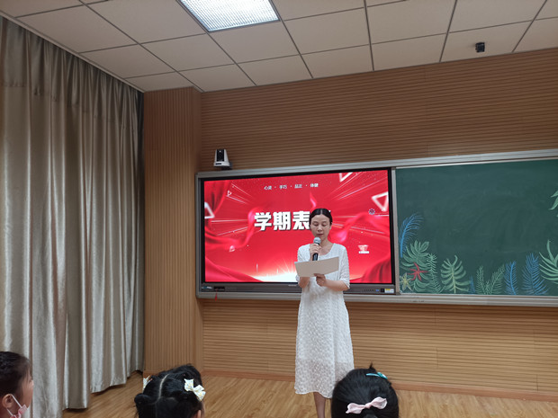 D7EE69B568DE57582BF03FC3A12858EE_副本.jpg