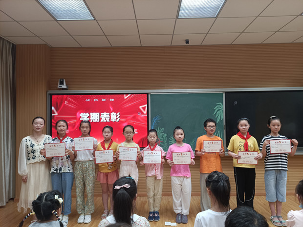 1D8AEA24FF60A6412BE861CC0E5E4229_副本.jpg
