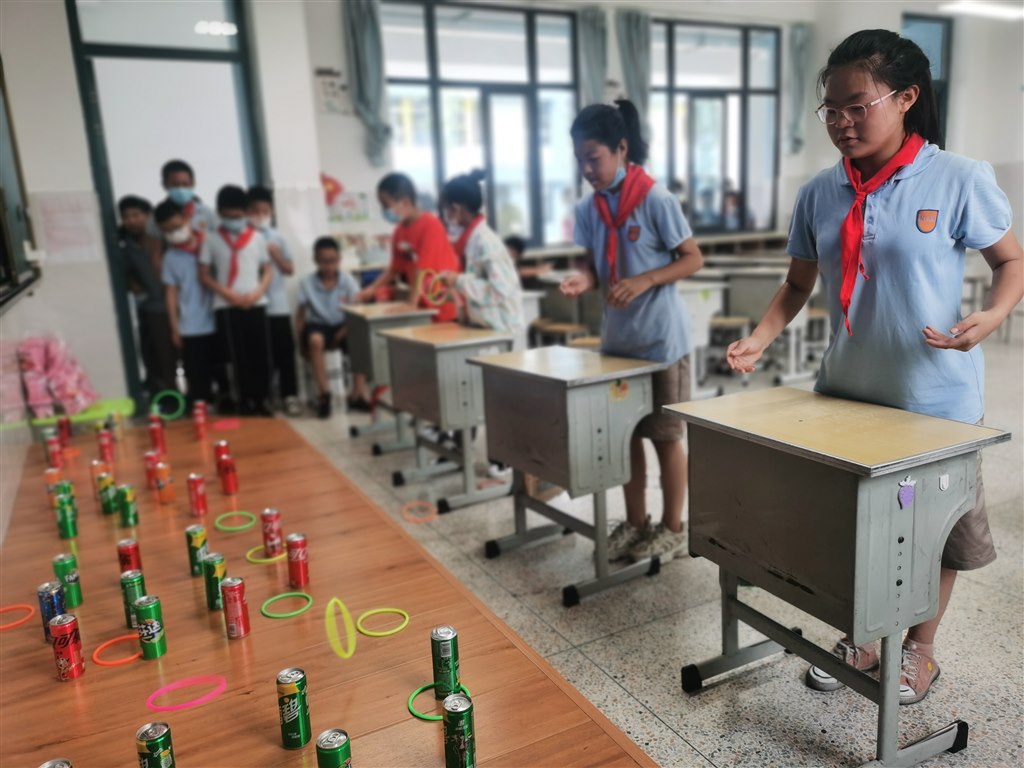 套圈圈.jpg