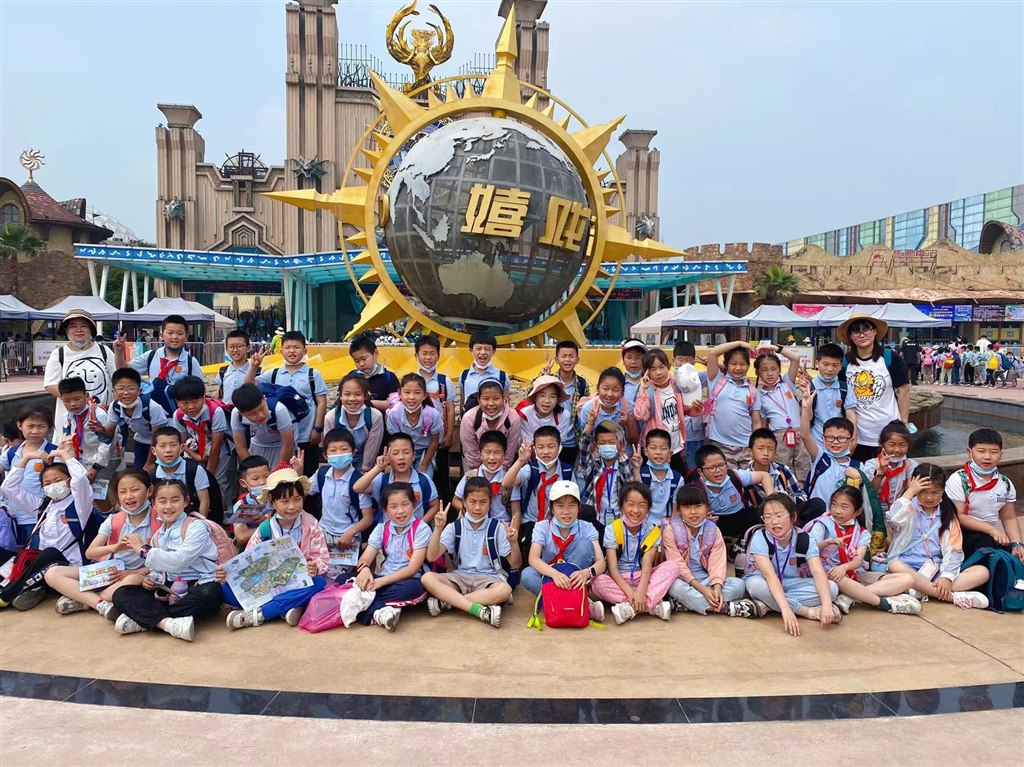 fc82ba6e9316cc105a5d6efdbb1a3db.jpg