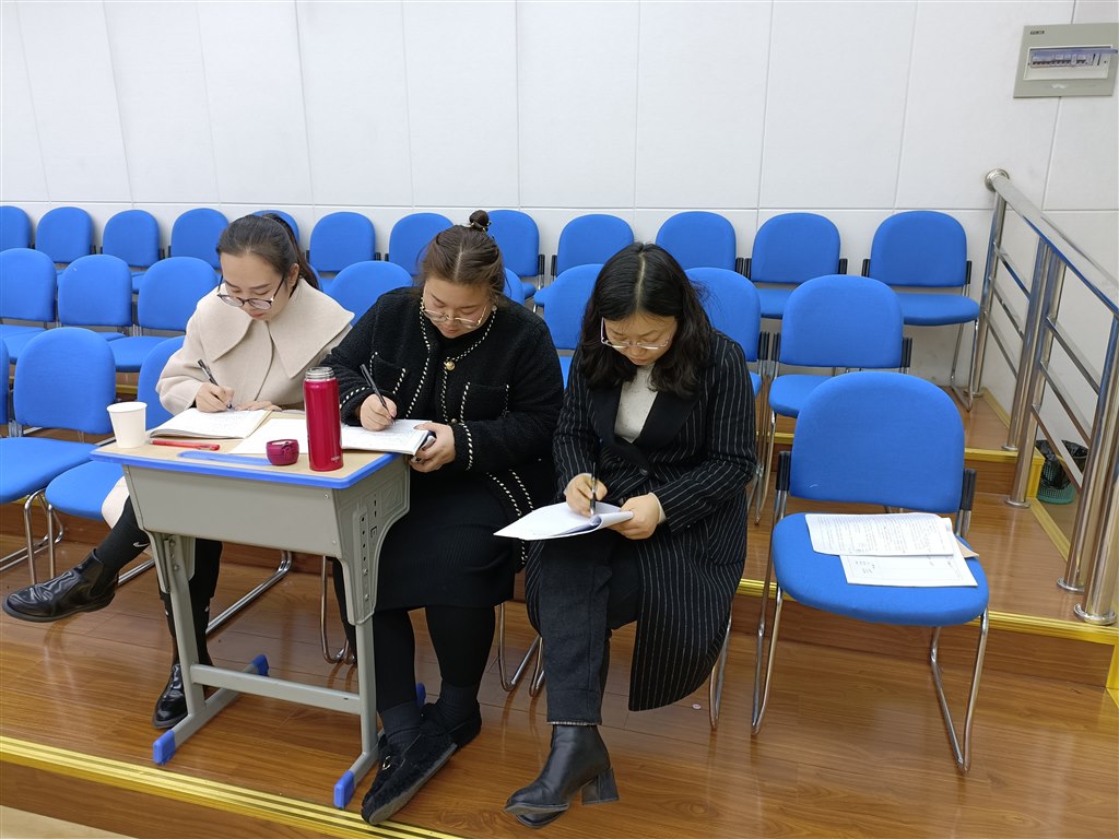 听众.jpg