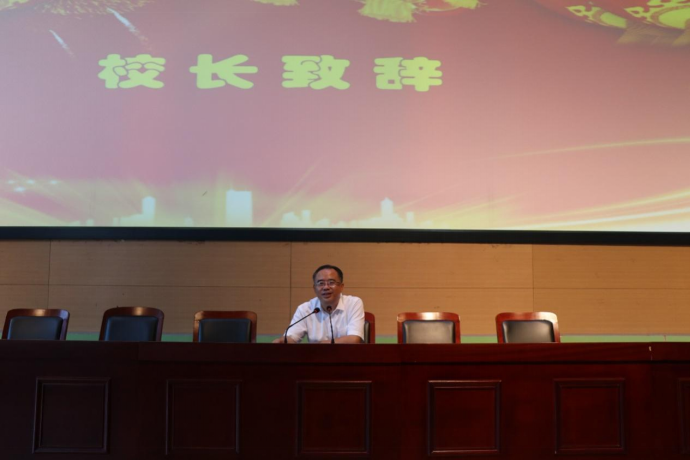 踔厉奋发新征程，笃行不怠向未来——记常州市新北区飞龙中学2022年教学工作研讨会224.png