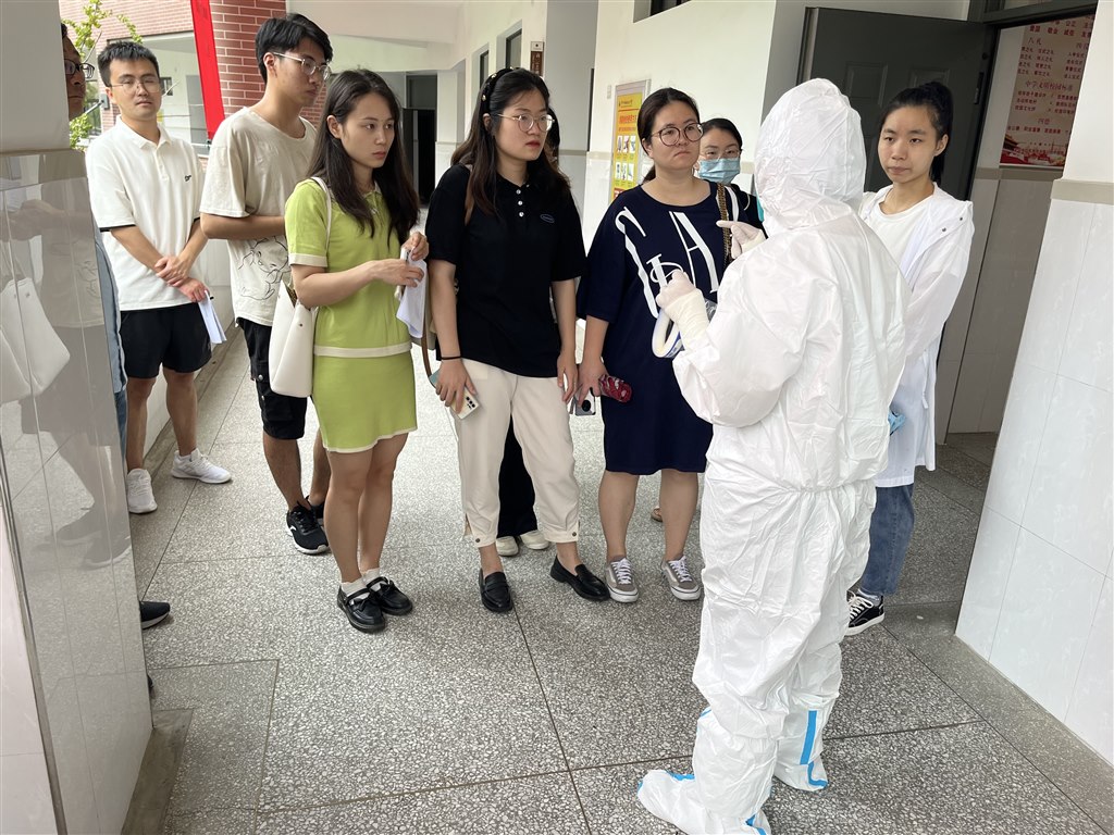 演练后讨论.JPG