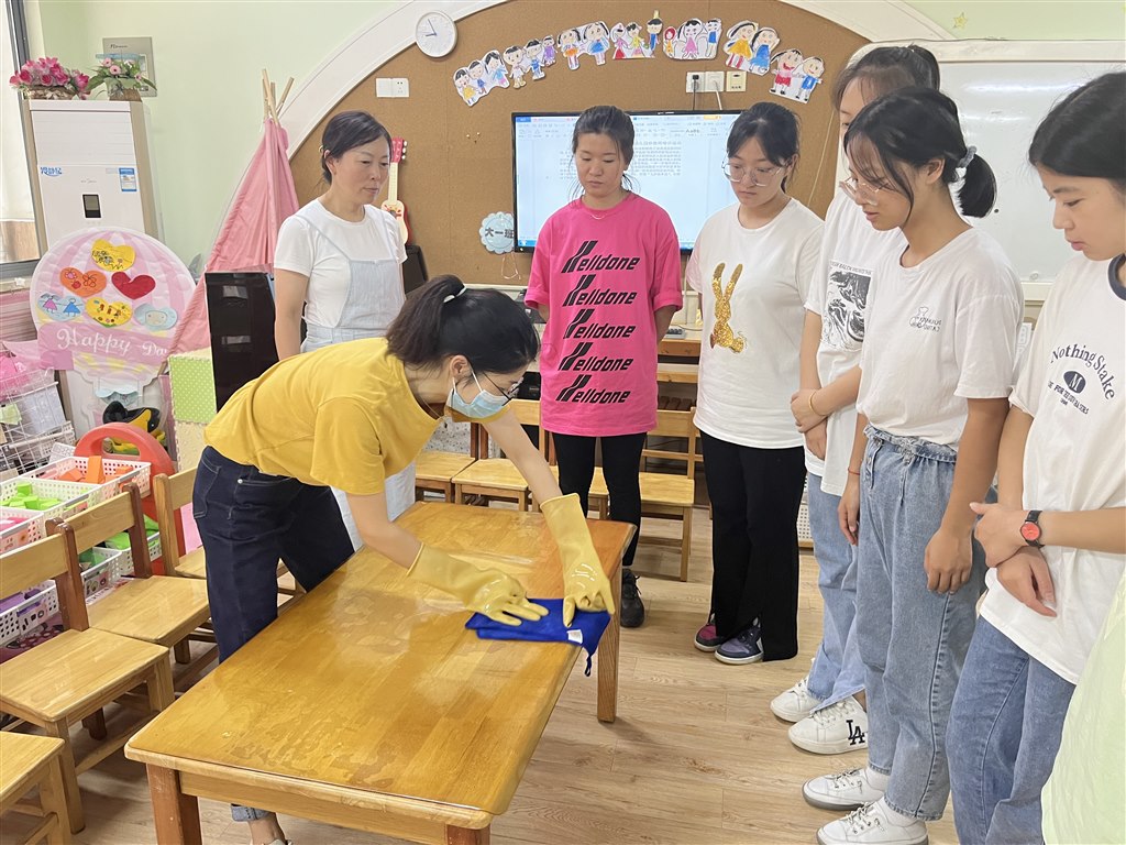新教师3.JPG