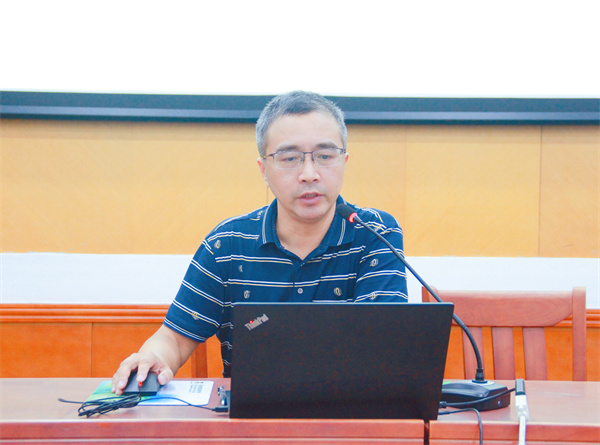 徐红兵.jpg