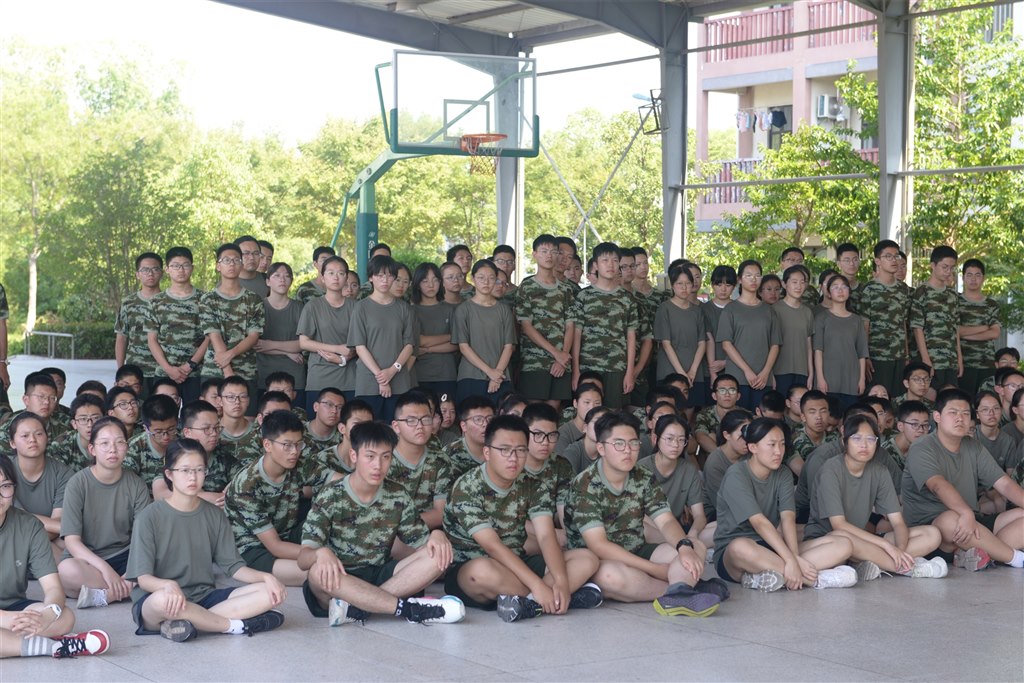 学生2.JPG