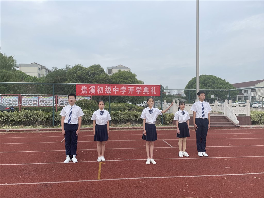 朗诵.JPG