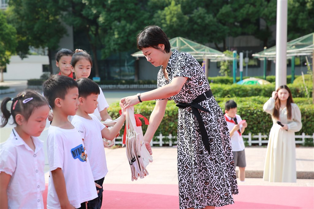 7N5B3702.JPG 7N5B3702.JPG