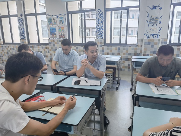 图片8.jpg 图片8.jpg