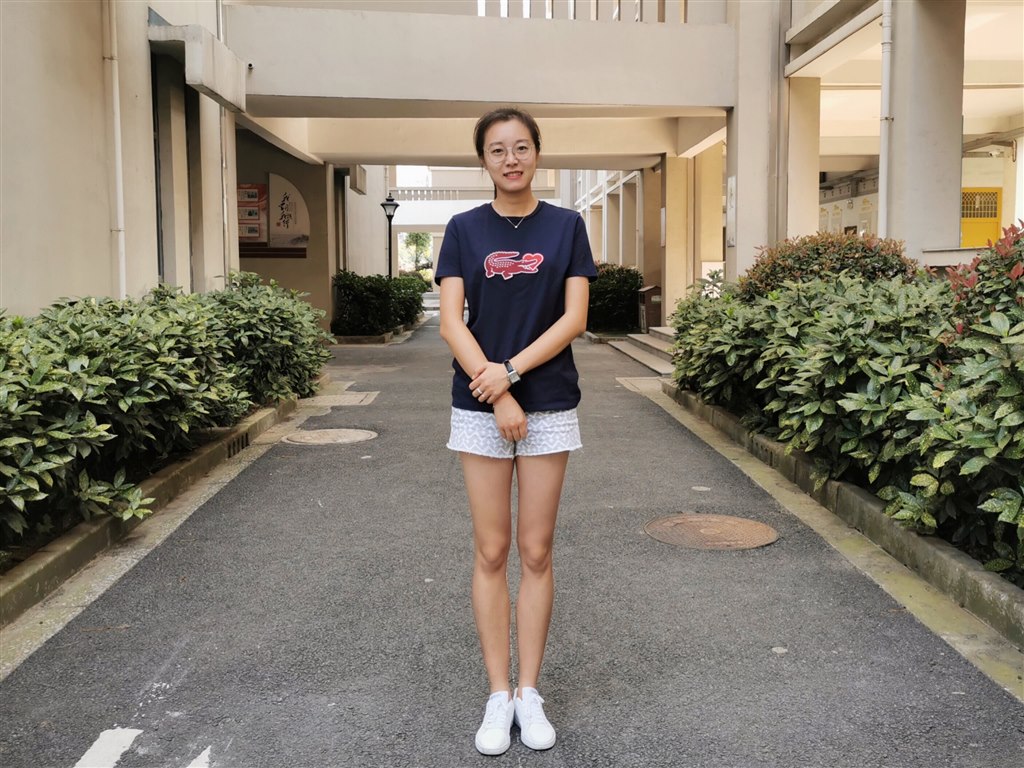 18贺妍颖.jpg