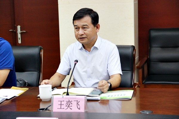 IMG_7045.JPG IMG_7045.JPG