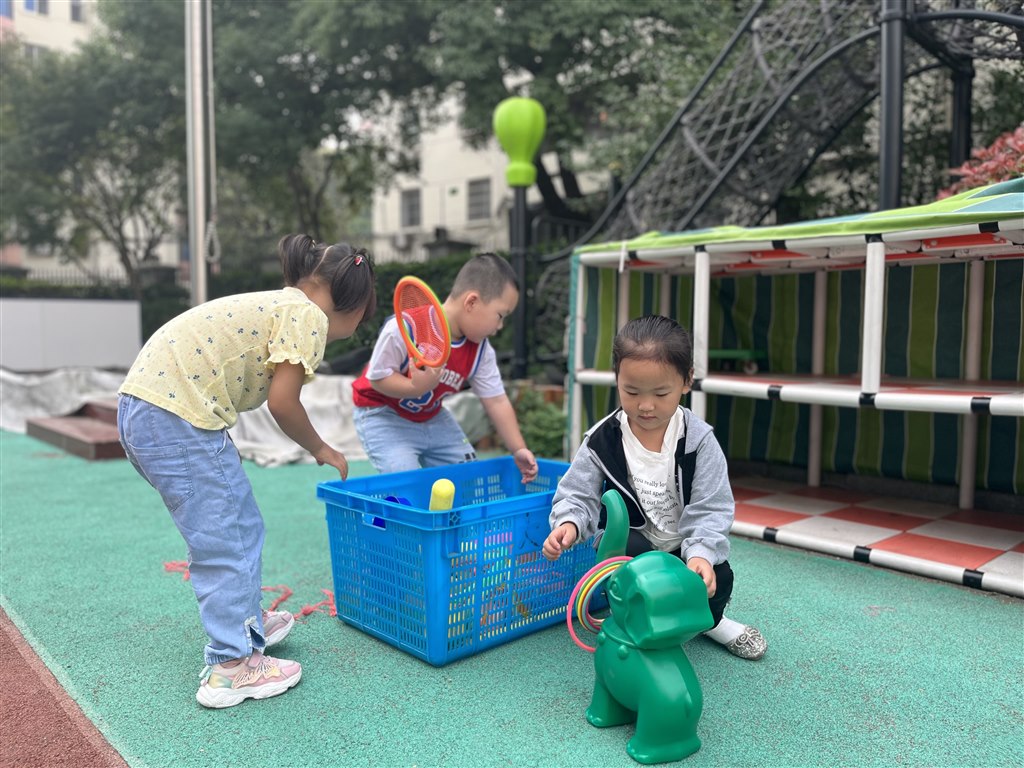 玩1.JPG