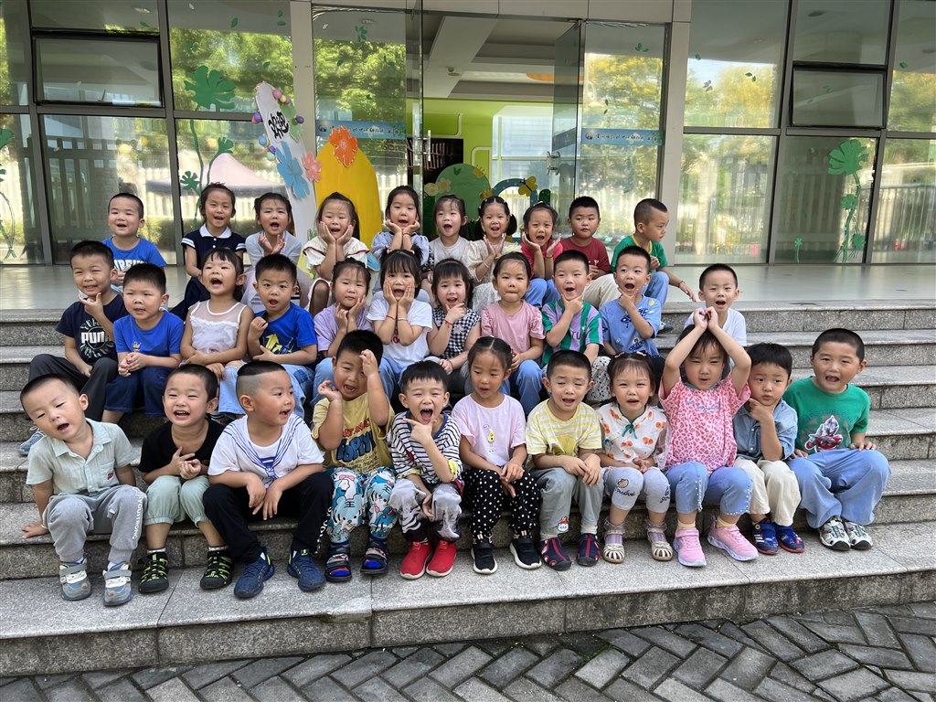 中五班合影.JPG