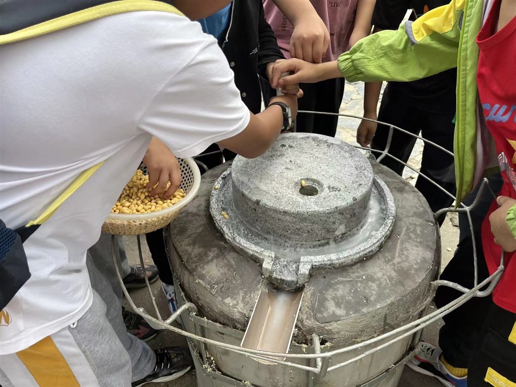 微信图片_20221001200002.jpg