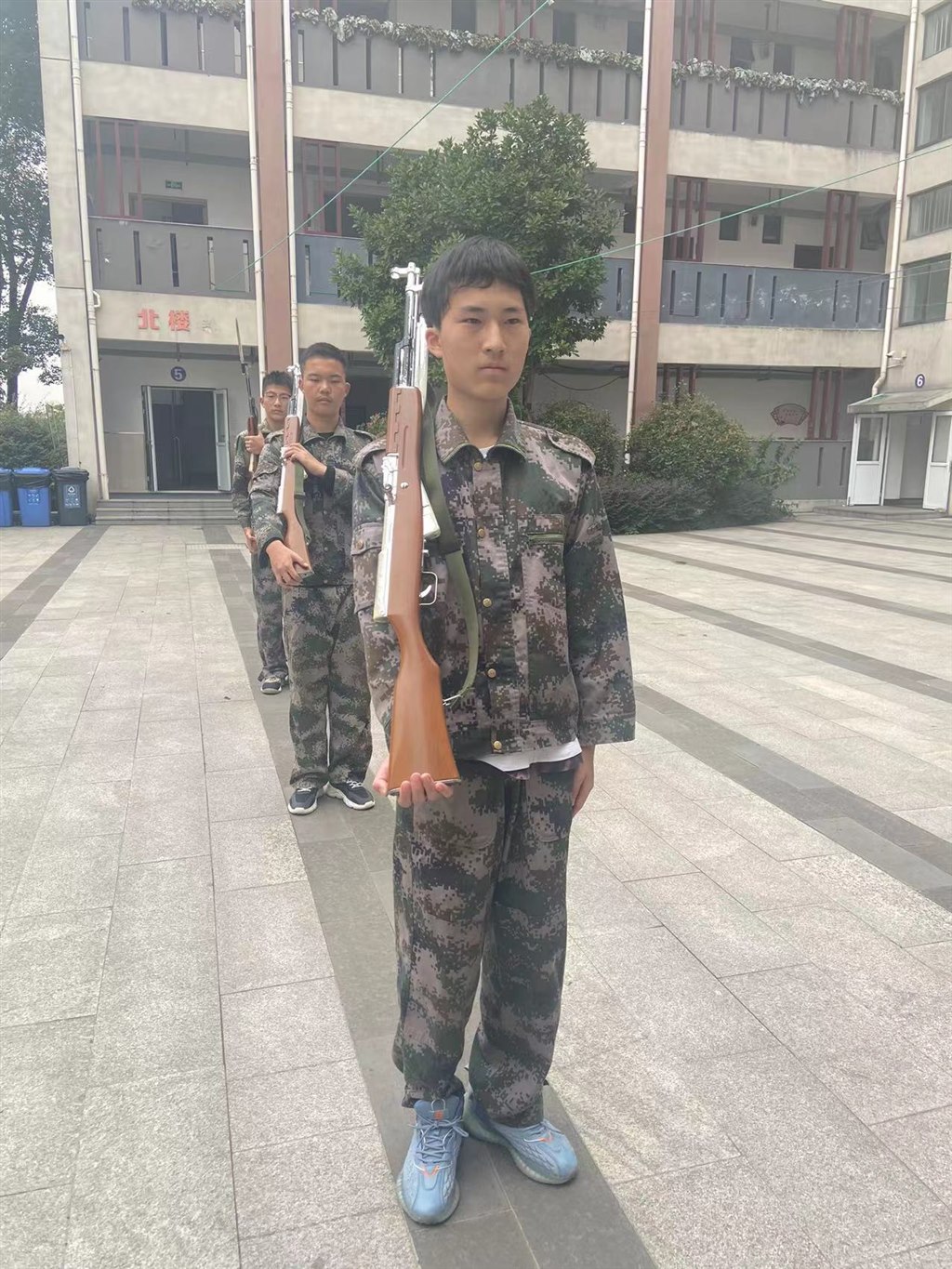 微信图片_20221009164212.jpg