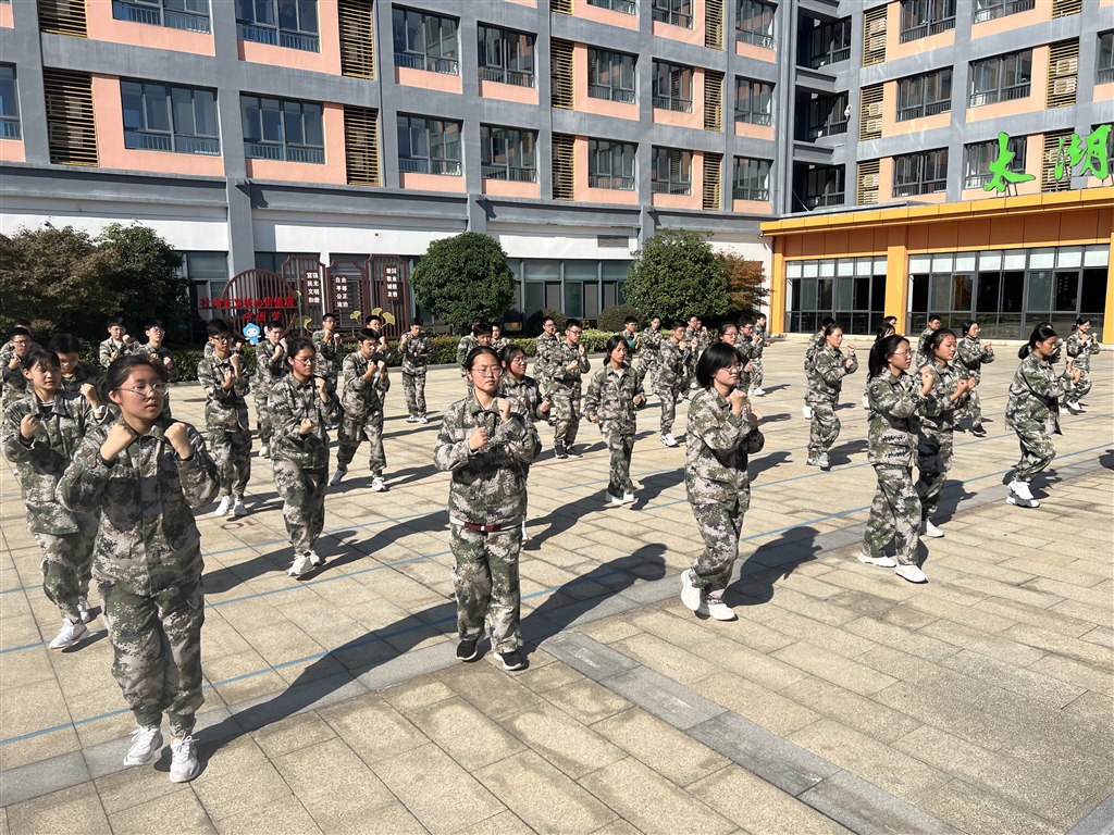 微信图片_20221010153529.jpg