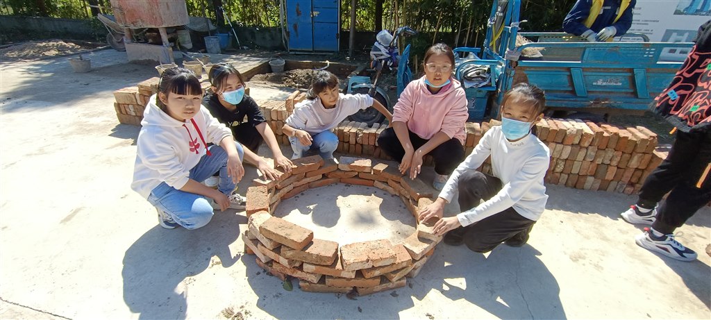 砌砖完成.jpg