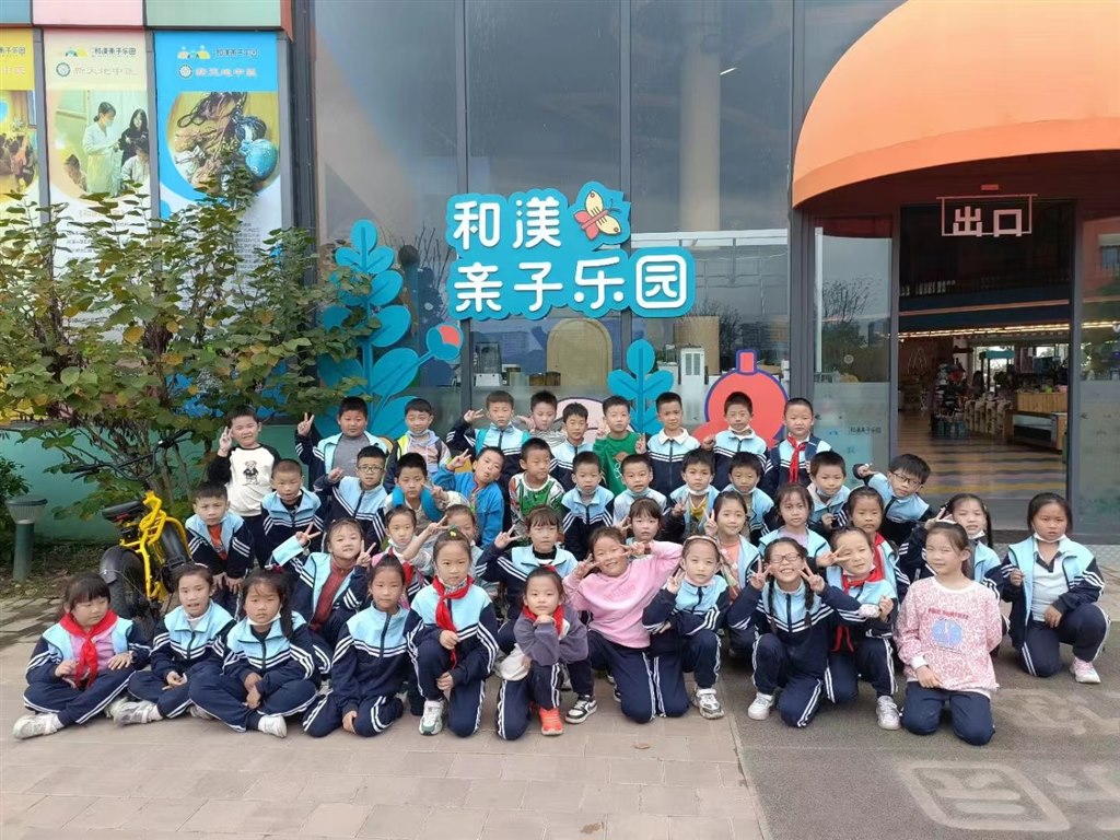 56ac7cc55efce31c9b3040cd043f2c3.jpg