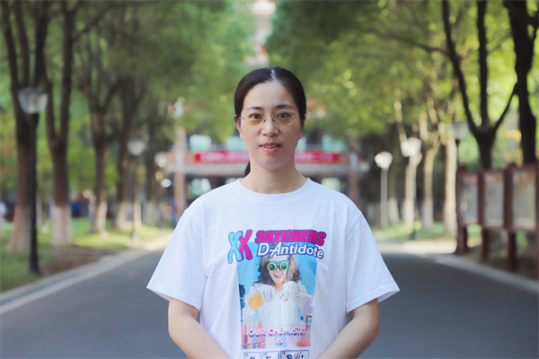 孙丽萍.jpg