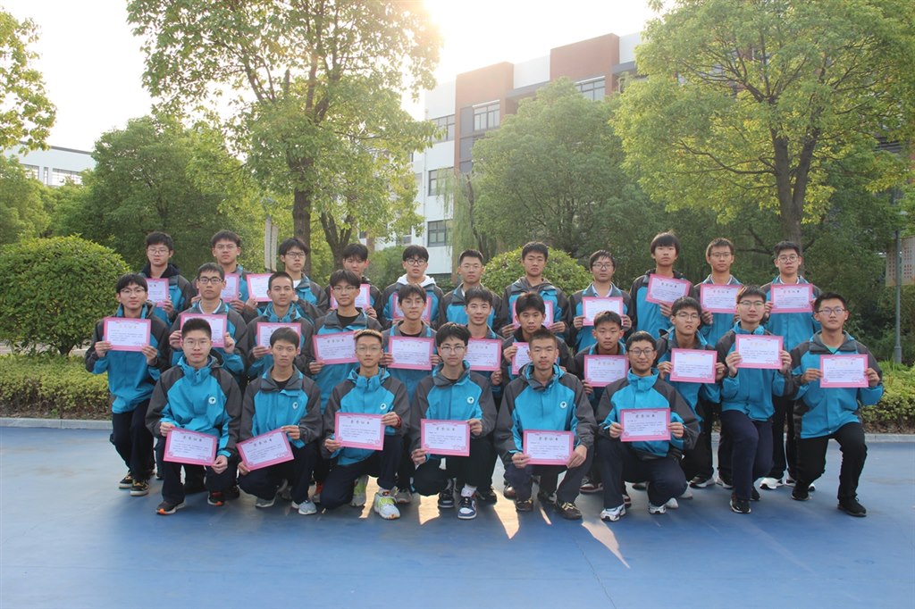 老一届国旗班.JPG 老一届国旗班.JPG