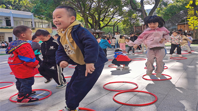 早操活动1.jpg