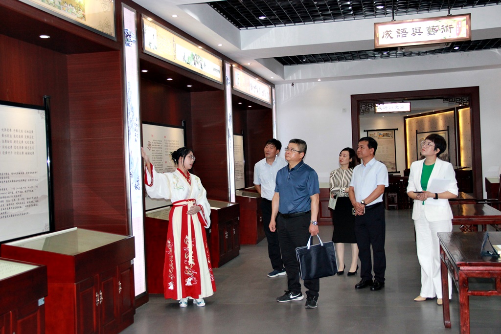 IMG_6949.JPG IMG_6949.JPG